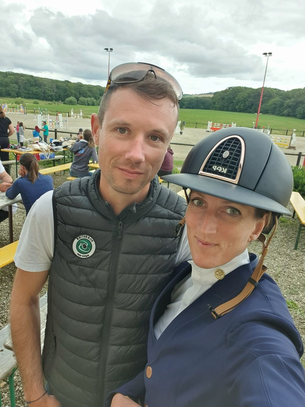 Kelly et Marc-André van Delft sur un terrain de concours